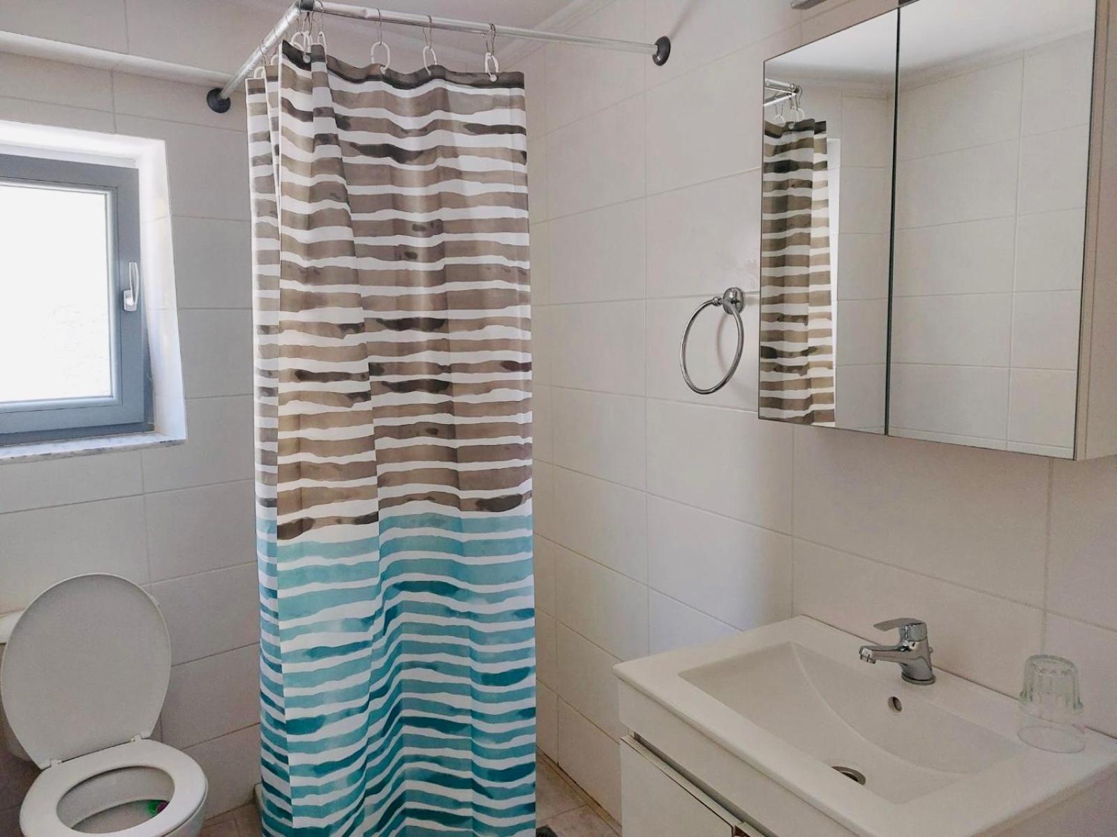 Old Town Apartment *